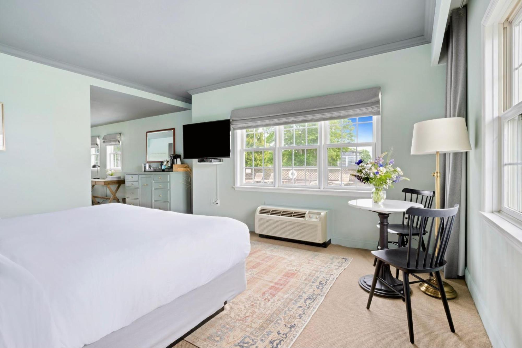 The Harbor Front Inn Greenport Exteriör bild