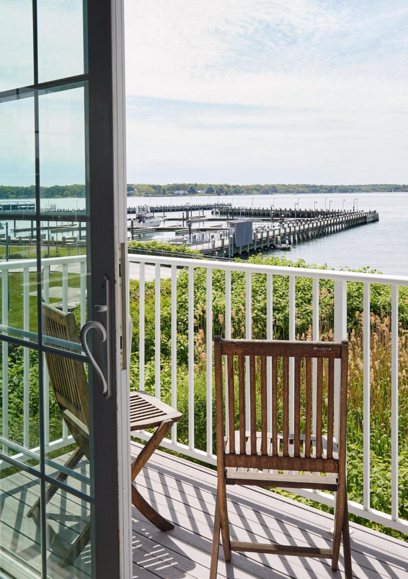 The Harbor Front Inn Greenport Exteriör bild