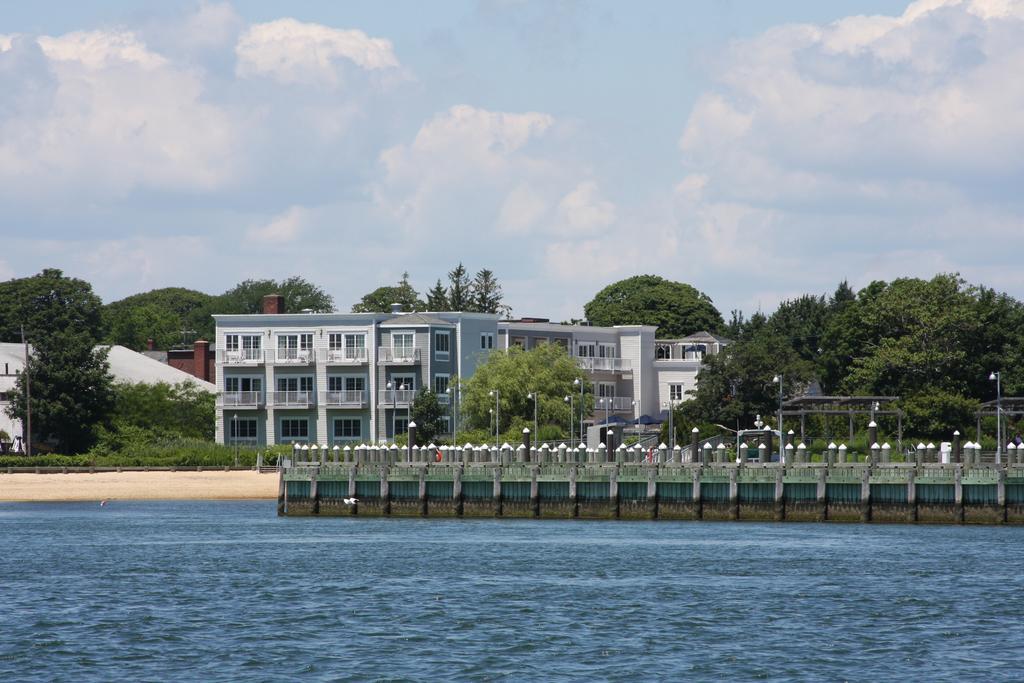 The Harbor Front Inn Greenport Exteriör bild